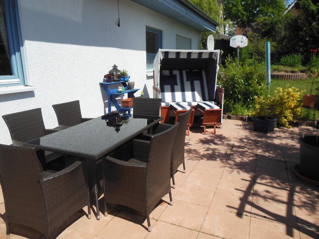 Ferienwohnung Familie Huebner لوبيك المظهر الخارجي الصورة